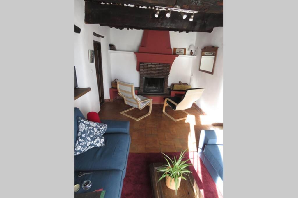 Casa La Solea. Vistas Al Pueblo Y La Sierra Villa Bubion Bagian luar foto