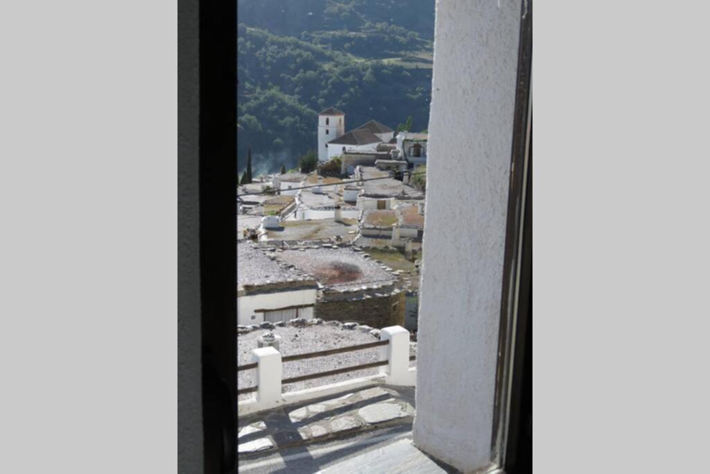 Casa La Solea. Vistas Al Pueblo Y La Sierra Villa Bubion Bagian luar foto