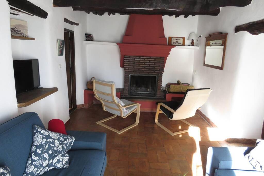 Casa La Solea. Vistas Al Pueblo Y La Sierra Villa Bubion Bagian luar foto