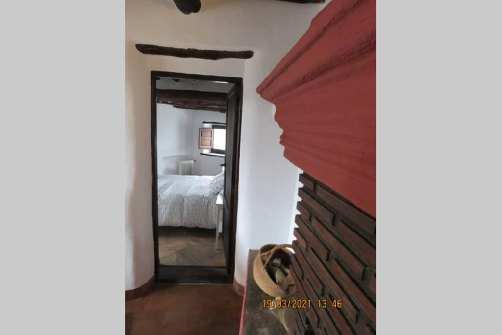 Casa La Solea. Vistas Al Pueblo Y La Sierra Villa Bubion Bagian luar foto
