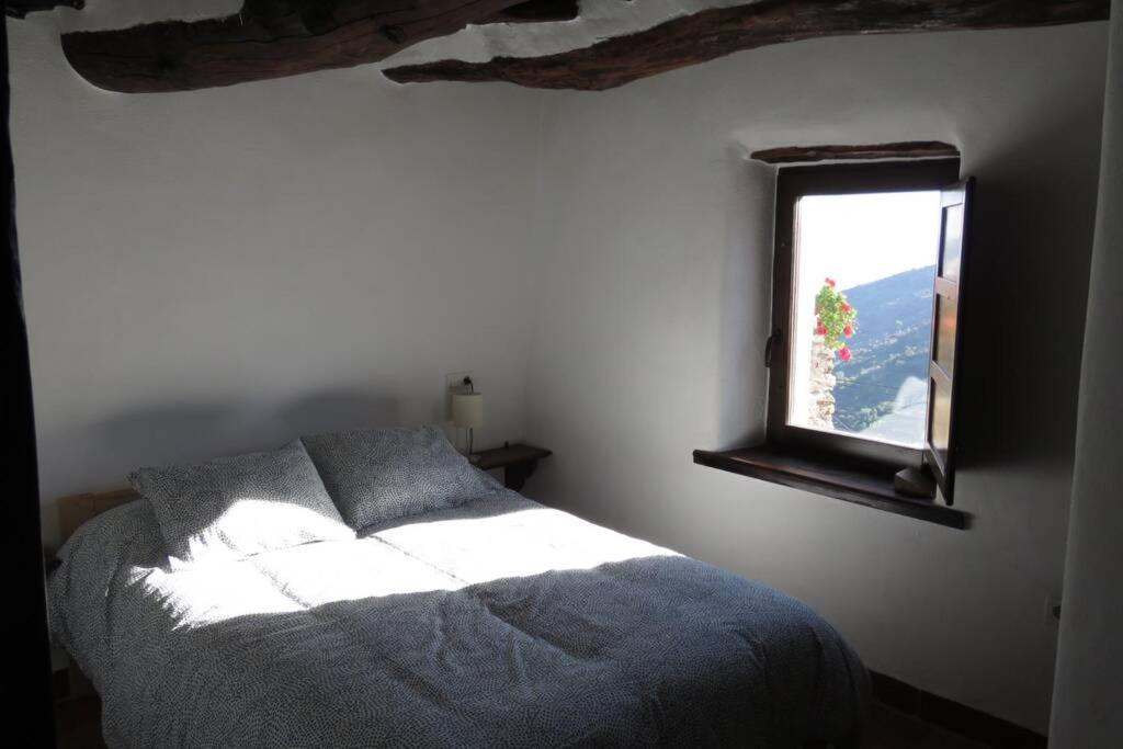 Casa La Solea. Vistas Al Pueblo Y La Sierra Villa Bubion Bagian luar foto