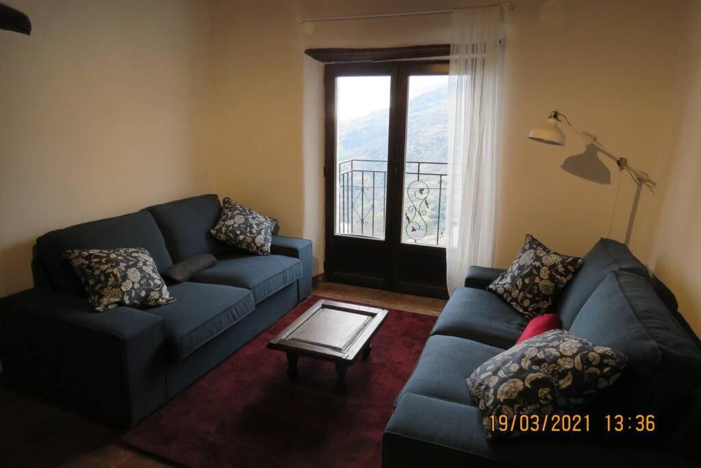 Casa La Solea. Vistas Al Pueblo Y La Sierra Villa Bubion Bagian luar foto