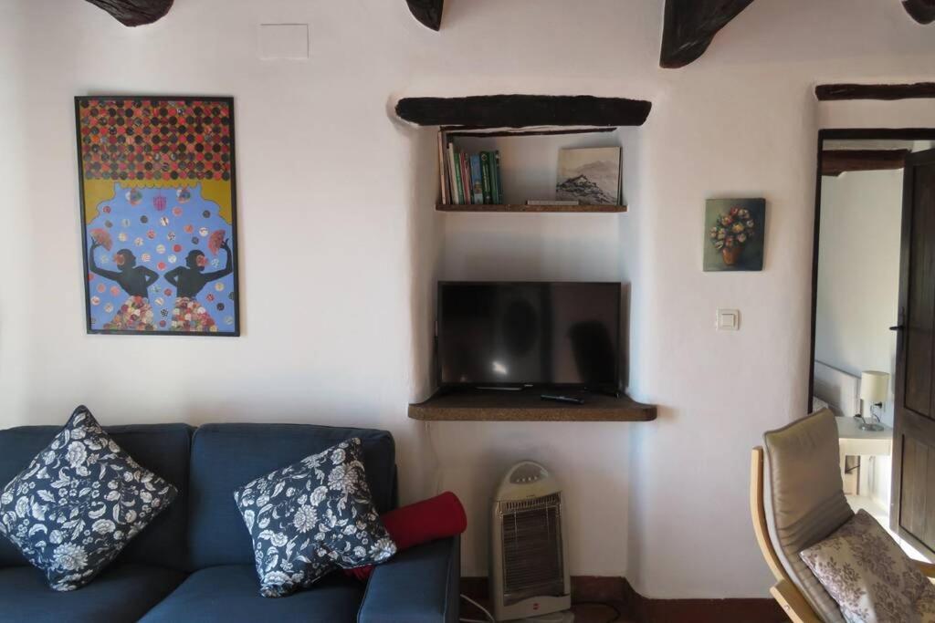 Casa La Solea. Vistas Al Pueblo Y La Sierra Villa Bubion Bagian luar foto